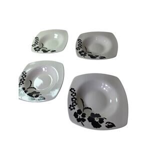 COVENTRY White BEBESQUES BLACK Pocelain Floral 8.75" Square Soup Bowl Set of 4